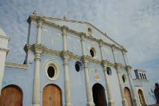 church in granada, nicaragua